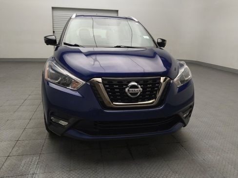 Used 2019 Nissan Kicks SR w/ SR Premium Package FWD image 14