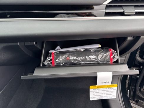 New 2026 Mitsubishi Outlander ES AWD/4WD image 21