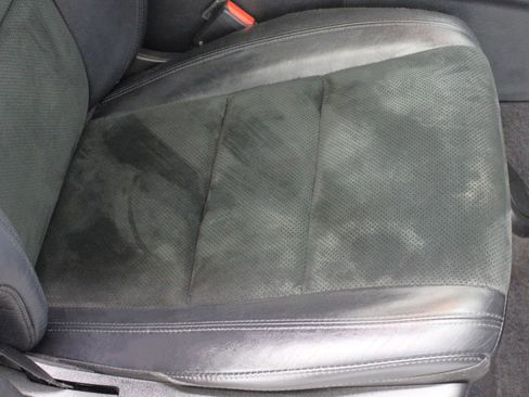 Used 2015 Jeep Grand Cherokee Altitude image 48