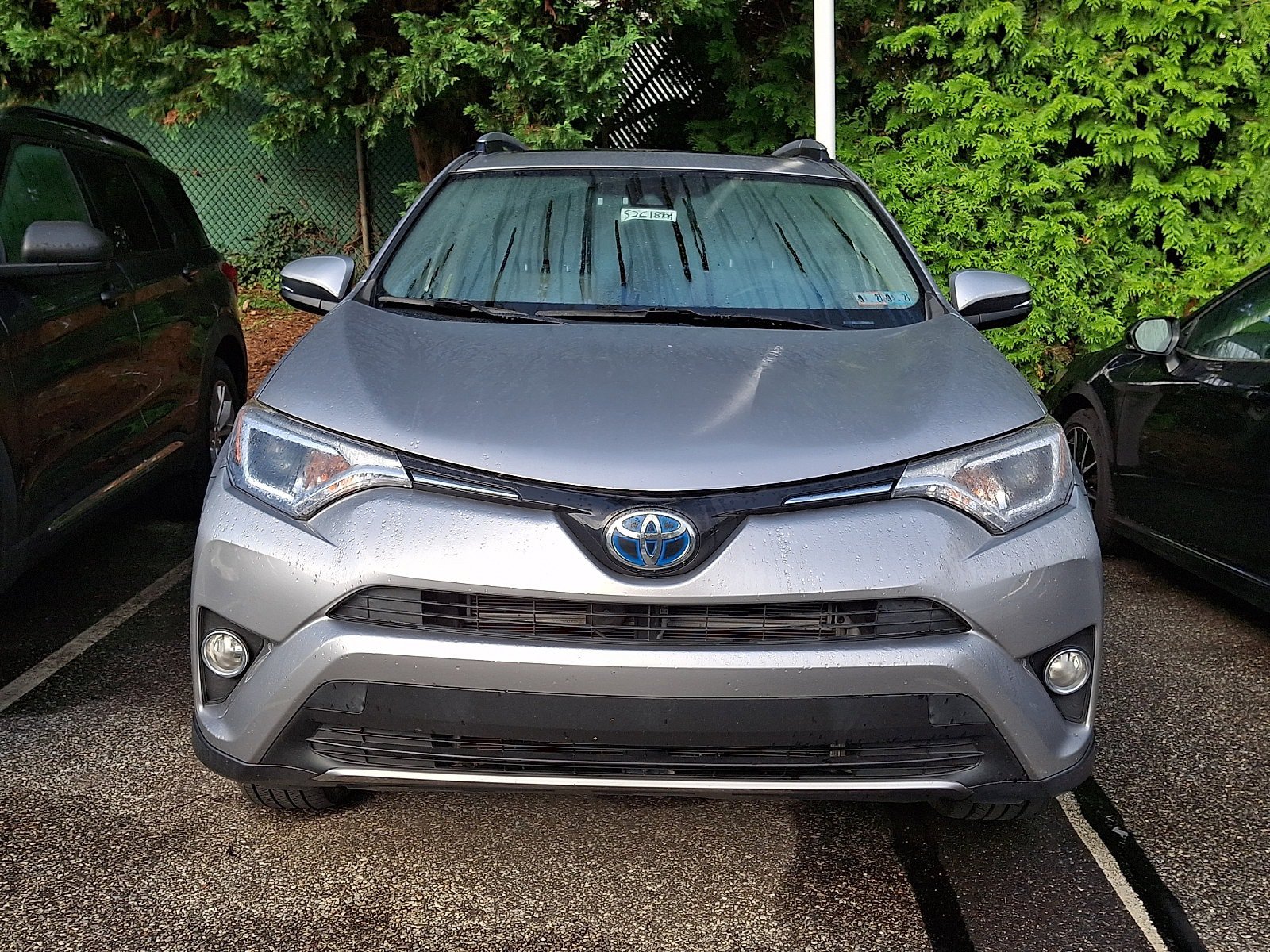 Used 2017 Toyota RAV4 XLE w/ All Weather Liner Package AWD/4WD image 2