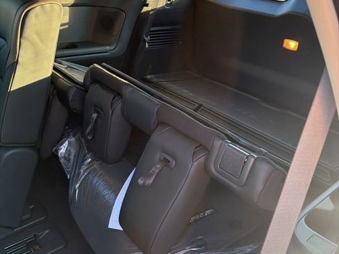 New 2026 Nissan Pathfinder Platinum w/ Cargo Package image 30