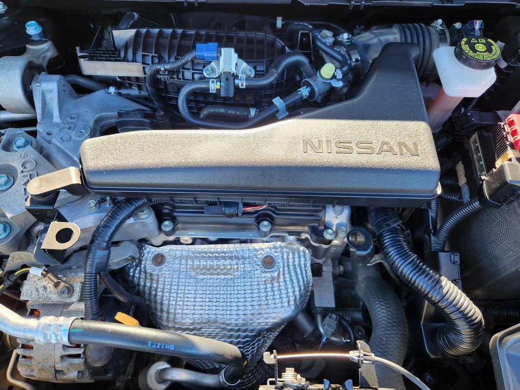 Used 2017 Nissan Rogue S AWD/4WD image 31