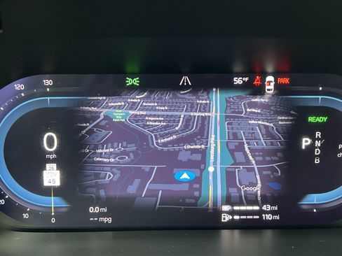 Used 2023 Volvo XC60 T8 Plus w/ Protection Package Premier image 20