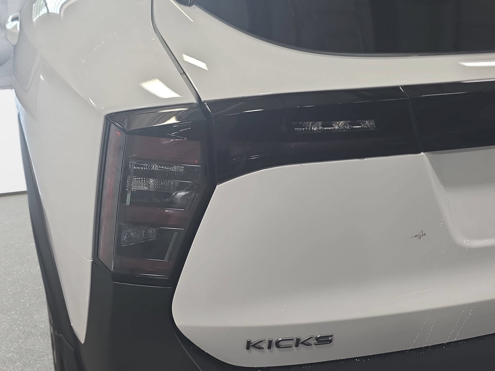 New 2027 Nissan Kicks SV w/ Cold Weather Package FWD image 32