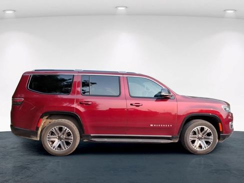 Used 2024 Jeep Wagoneer Series II AWD/4WD image 19