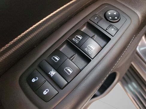 Used 2019 Dodge Durango R/T w/ Trailer Tow Group IV image 17