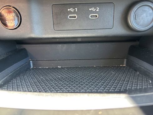 Certified 2025 Nissan Rogue SV FWD image 20