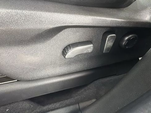 Certified 2023 Subaru Ascent Limited w/ Technology Package image 13