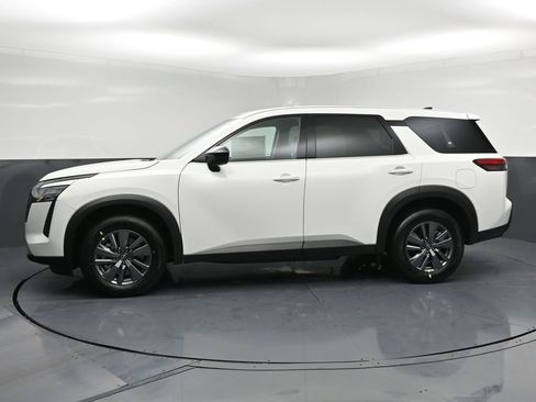 New 2026 Nissan Pathfinder S AWD/4WD image 2