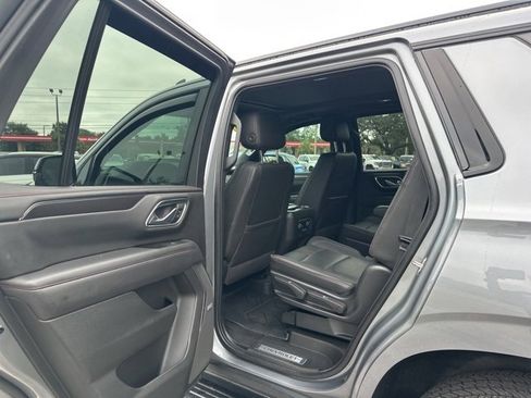 Used 2022 Chevrolet Tahoe RST w/ Sport Performance Package image 29