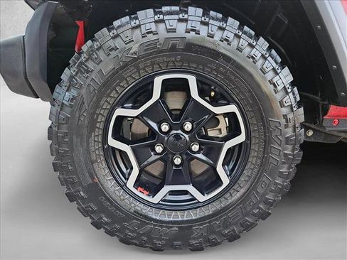 Used 2020 Jeep Gladiator Sport w/ Quick Order Package 24S image 20