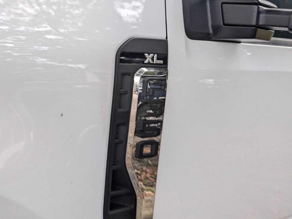 New 2026 Ford F350 XL w/ XL Off-Road Package AWD/4WD image 5