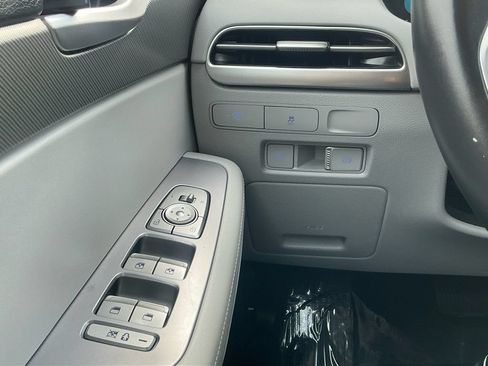 Used 2024 Hyundai Palisade SEL FWD image 19