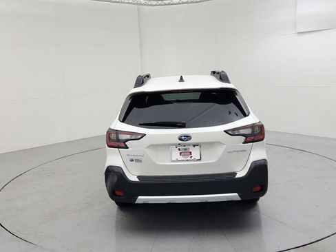Certified 2025 Subaru Outback Limited w/ Popular Package #2 AWD/4WD image 9