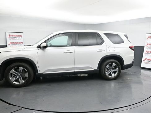 Used 2024 Honda Pilot EX-L image 5