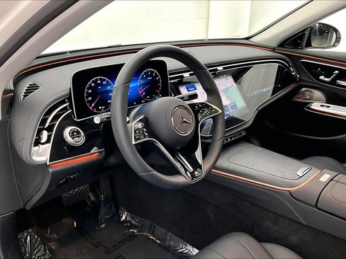 Used 2026 Mercedes-Benz E 350 Sedan image 18