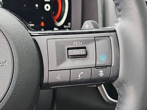 Certified 2023 Nissan Rogue Platinum AWD/4WD image 27