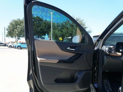 New 2026 Chevrolet Equinox ACTIV image 15