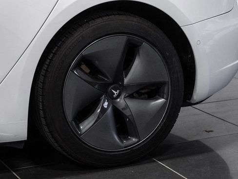 Used 2020 Tesla Model 3 Long Range image 49