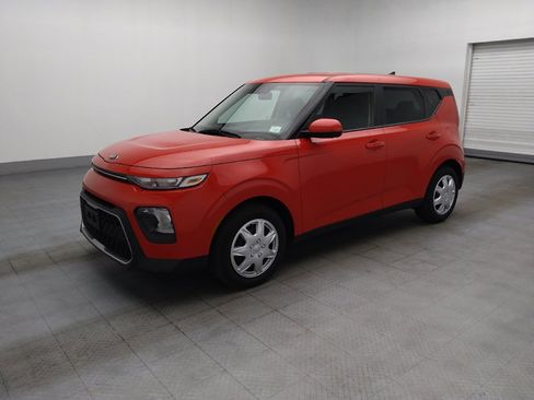 Used 2021 Kia Soul LX FWD image 2