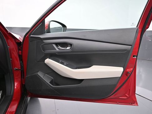 Certified 2023 Honda Accord LX image 38