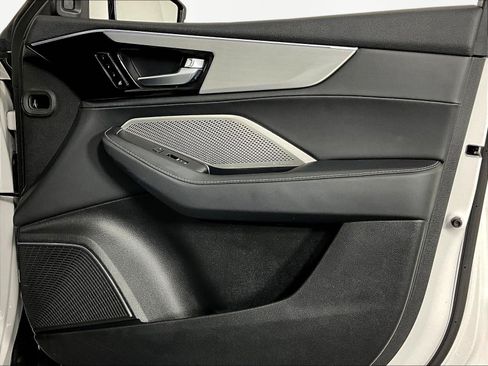 Certified 2023 Acura MDX FWD w/ Technology Package image 28