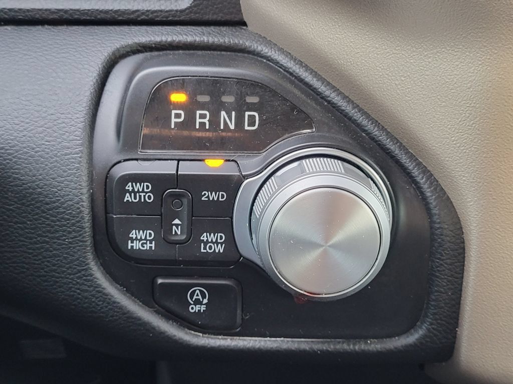 Used 2022 RAM 1500 Laramie AWD/4WD image 21