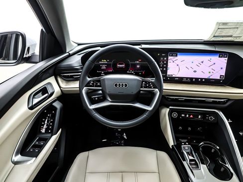 New 2025 Audi Q5 Premium image 4