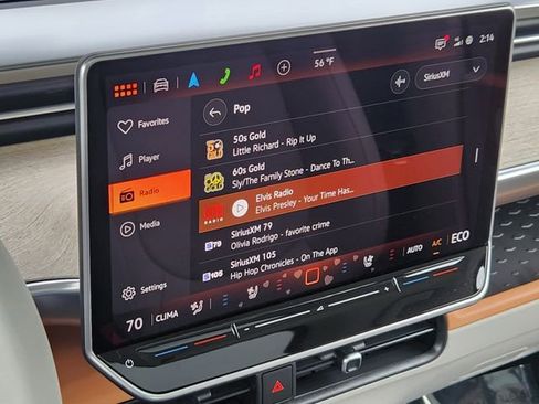 New 2025 Volkswagen ID. Buzz Pro S Plus AWD/4WD image 15