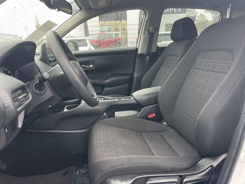 Used 2025 Honda HR-V LX image 9