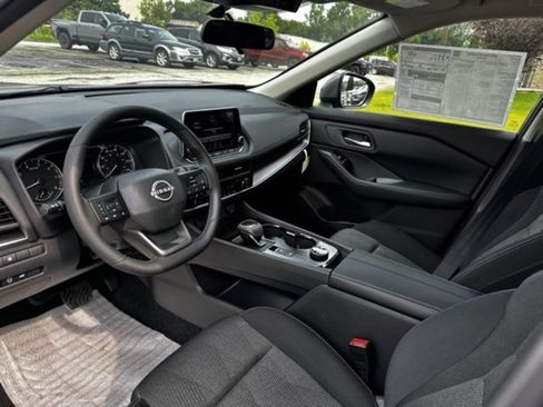 New 2026 Nissan Rogue SV image 18