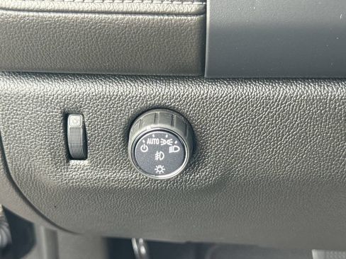 Certified 2022 GMC Canyon Elevation RWD image 16