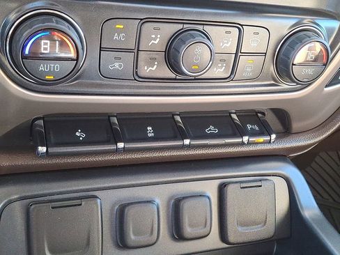 Used 2016 GMC Sierra 2500 Denali image 25