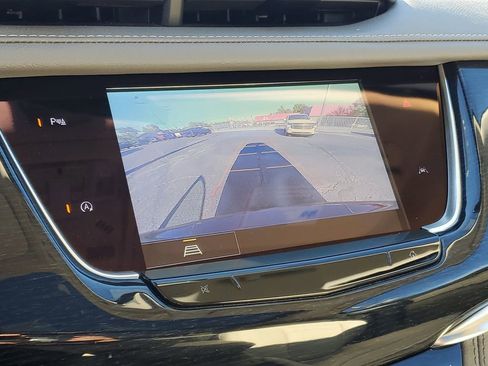 Used 2024 Cadillac XT6 Premium Luxury w/ LPO, Floor Liner Package image 20