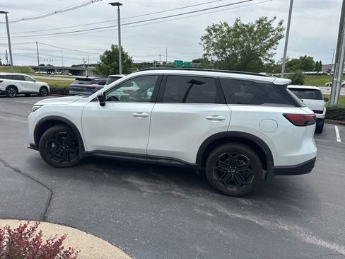 Certified 2026 INFINITI QX60 Sport w/ Dark Cargo Package AWD/4WD image 10