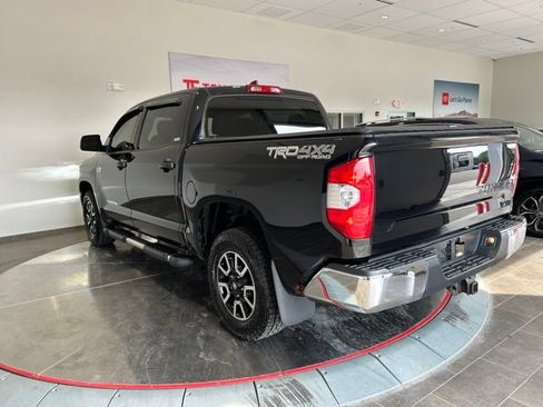 Used 2020 Toyota Tundra SR5 w/ TRD Off-Road Package AWD/4WD image 4