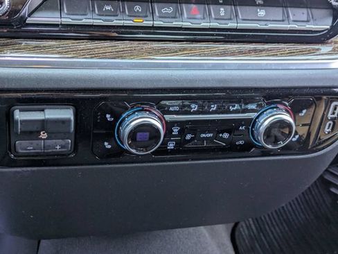 Certified 2022 GMC Sierra 1500 Elevation AWD/4WD image 24