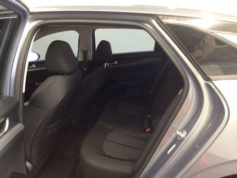 Used 2021 Kia K5 LXS image 13