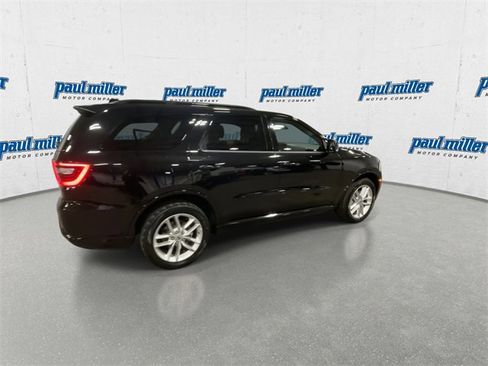 Used 2023 Dodge Durango GT image 11