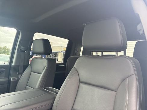 Used 2024 Chevrolet Silverado 2500 LTZ w/ LTZ Convenience Package image 10