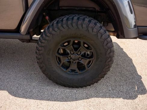 Used 2020 Jeep Gladiator Rubicon AWD/4WD image 11
