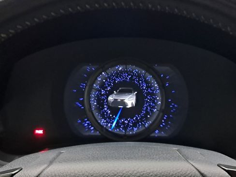 Used 2021 Lexus IS 350 F Sport image 11