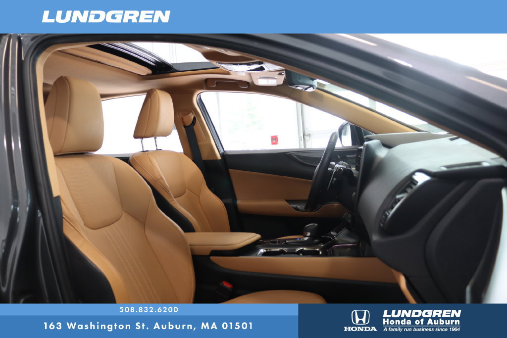 Used 2024 Lexus NX 350h AWD w/ Vision Package image 18