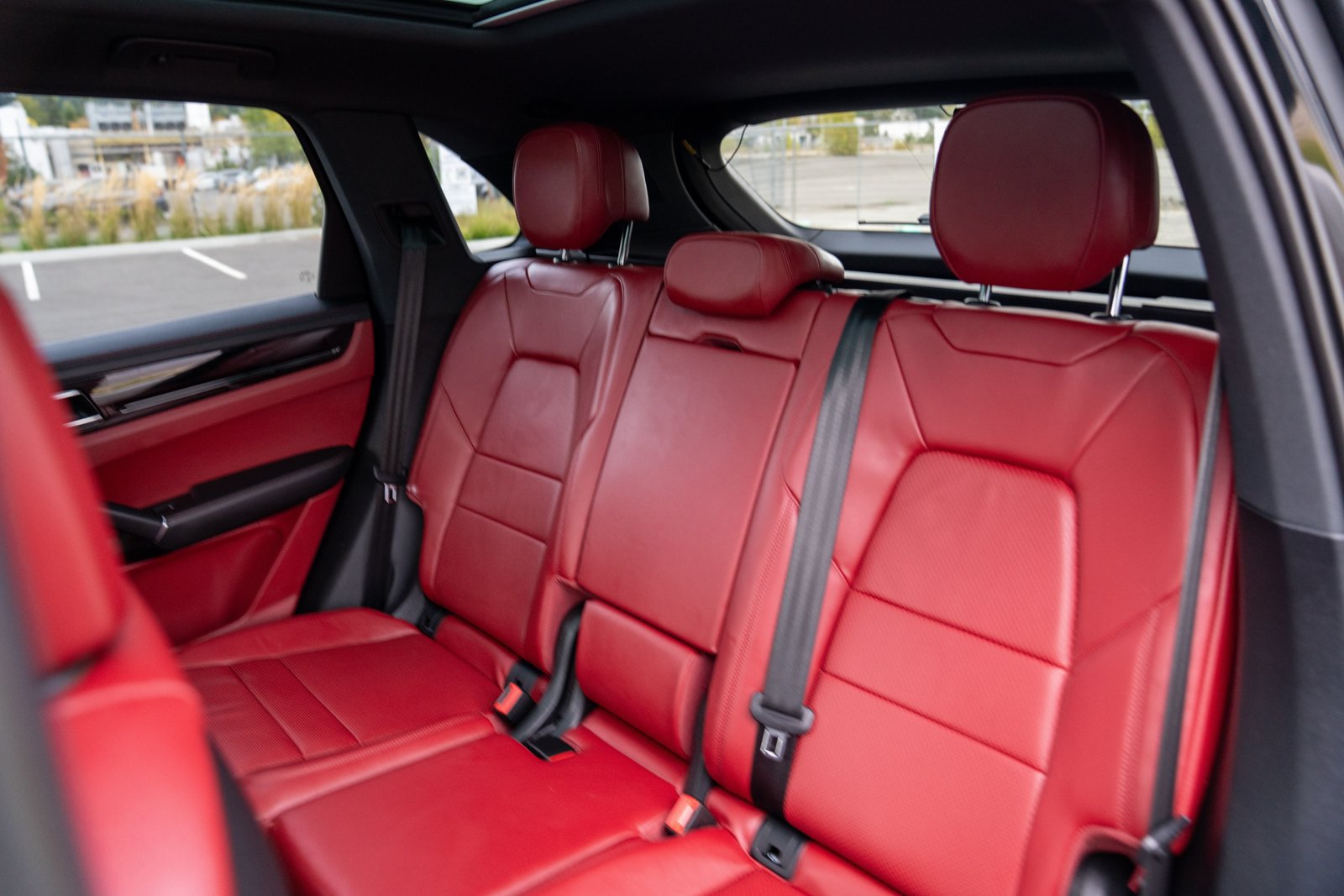 Certified 2023 Porsche Cayenne AWD/4WD image 22