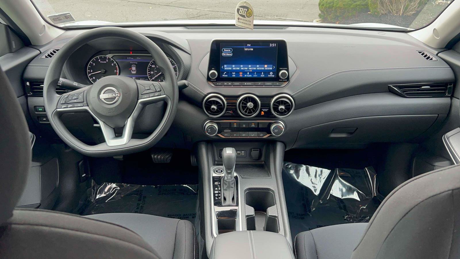 Used 2024 Nissan Sentra SV FWD image 17