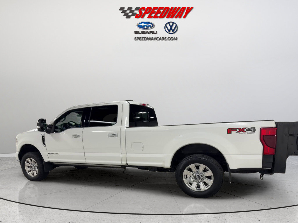 Used 2022 Ford F250 Platinum w/ FX4 Off-Road Package AWD/4WD image 9