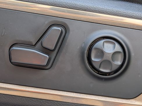 Used 2019 RAM 1500 Limited AWD/4WD image 20