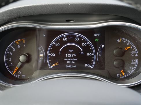 Used 2021 Jeep Grand Cherokee Limited w/ Trailer Tow Group IV image 8