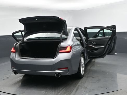 Used 2024 BMW 330i Sedan image 29