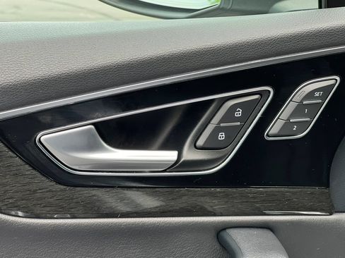 Used 2019 Audi Q7 3.0T Premium Plus AWD/4WD image 35